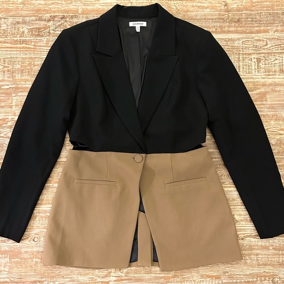 GOOD AMERICAN Side Slit Two Tone Colorblock Belted Blazer | Size 3 (Large) - Picture 2 of 9